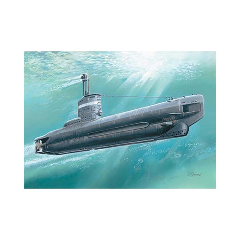 1/144 U-Boat Type XXIII WWII German Submarine ICM S004