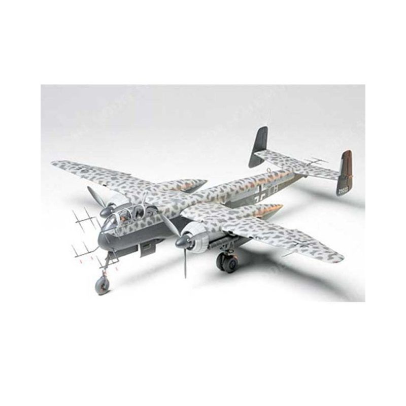 Tamiya Heinkel He 219 Uhu (1/48) 61057