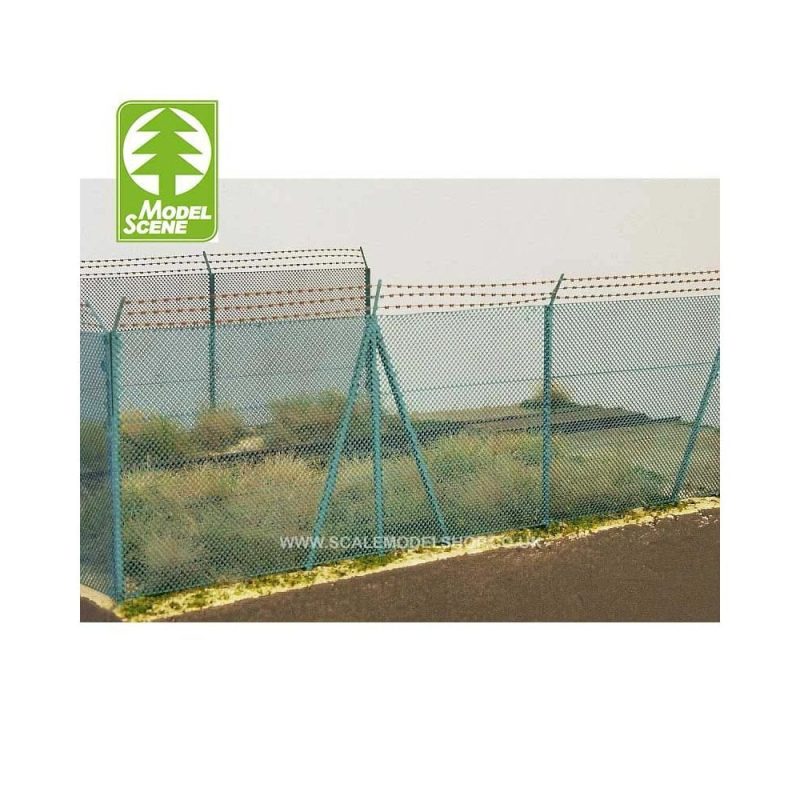 1/72 - 1/87 Fence - High Chain With Barbed Wire Model Scene 48140