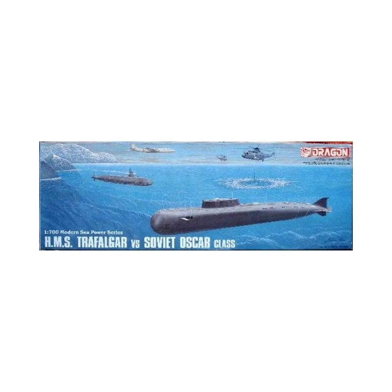 Dragon HMS Trafalgar vs Soviet Oscar-Class (1/700) 7004