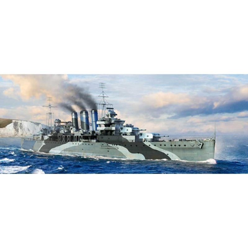 1/700 HMS Kent Trumpeter 06735