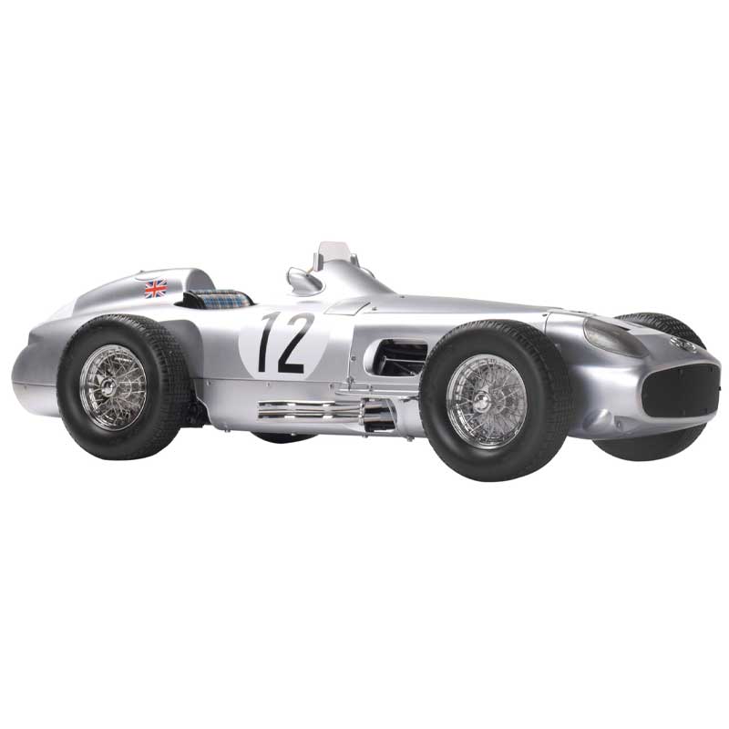 1/8 Mercedes-Benz W196 R Stirling Moss #12 IXO Collections