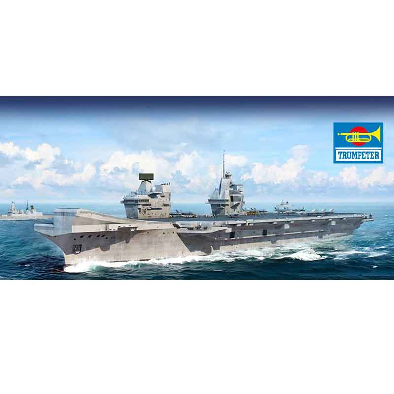 Trumpeter Royal Navy HMS Queen Elizabeth R08 Aircraft Carrier (1/700) 06751